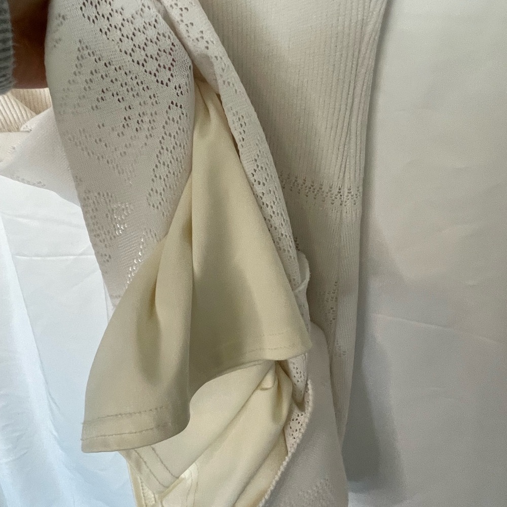 Jalate Elegant White Sleeveless Dress​​​​​ - Picture 5 of 9